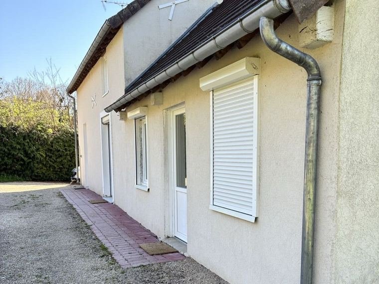Maison avant isolation thermique par l’extérieur : façade d’origine, à Sainte-Geneviève-des-Bois